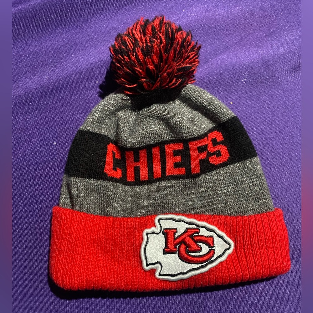 NFL Chiefs Beanie - Red and Gray